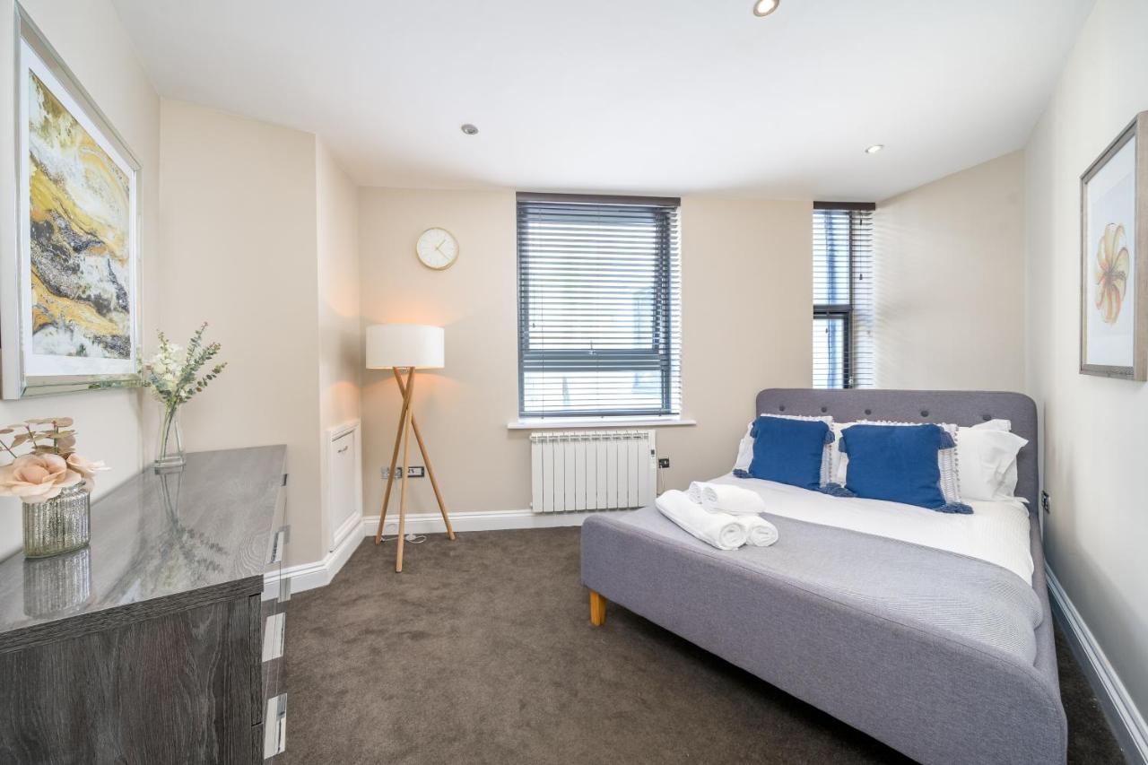 Spacious 2 Bedroom Apartment - Sleeps 6 布赖顿 外观 照片